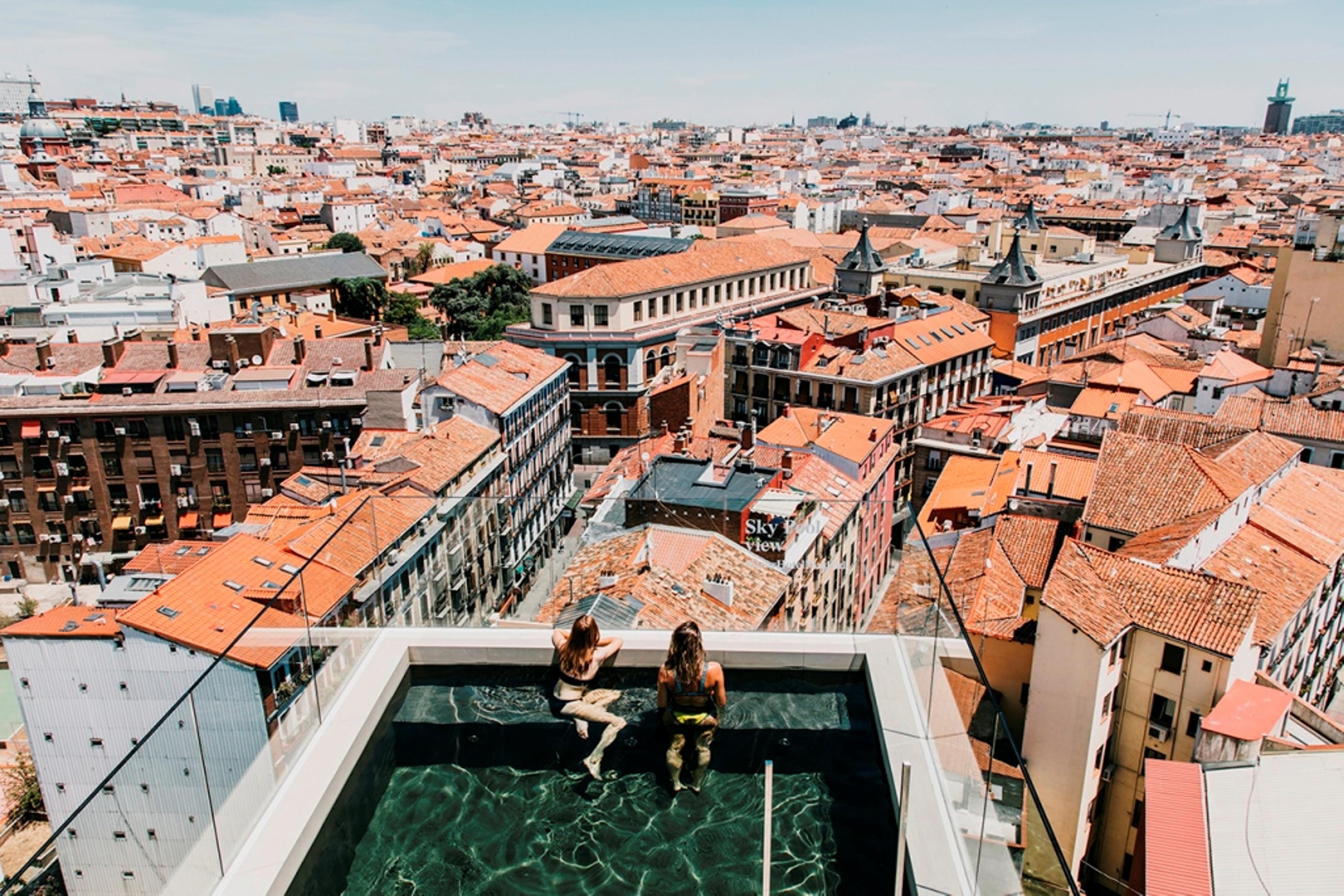 Dear Hotel Madrid Esterno foto Sky Pool View